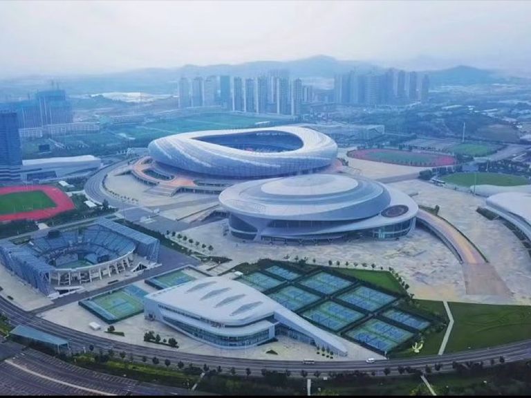 大连市体育中心
